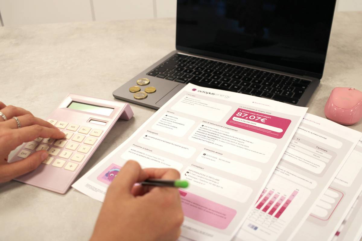 How to Build a Profitable Holistic Health Coach Biz Without Burning Out Your Bank Account